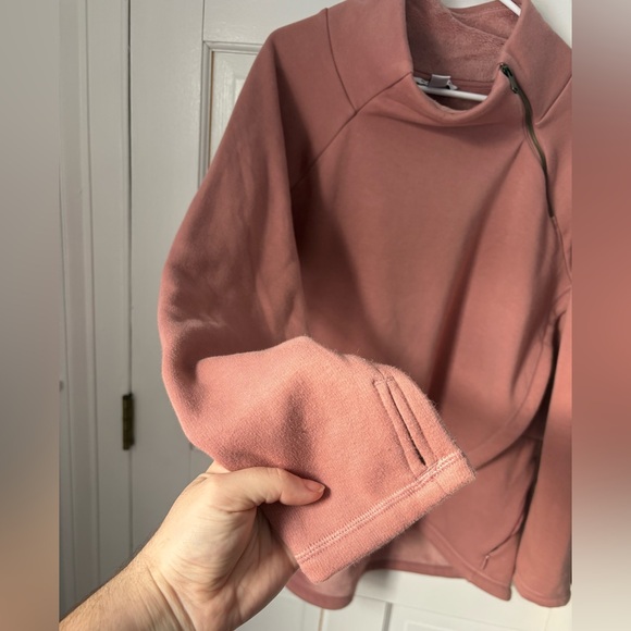 Athleta Cozy Karma Asymmetrical Pullover in Palermo Pink, Size Extra Large XL - Picture 5 of 15